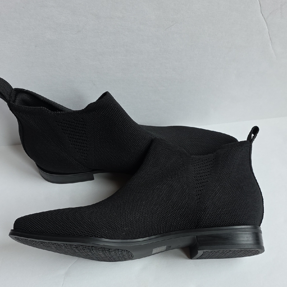 Vivaia Black Knit Ankle Boots